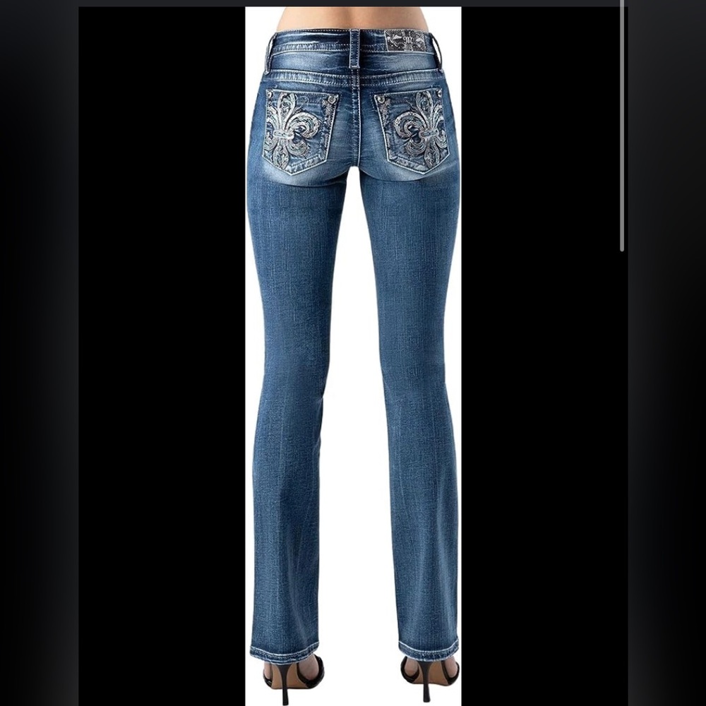 Miss Me Midrise/Easy Boot Jeans, Size 27, Inseam 31